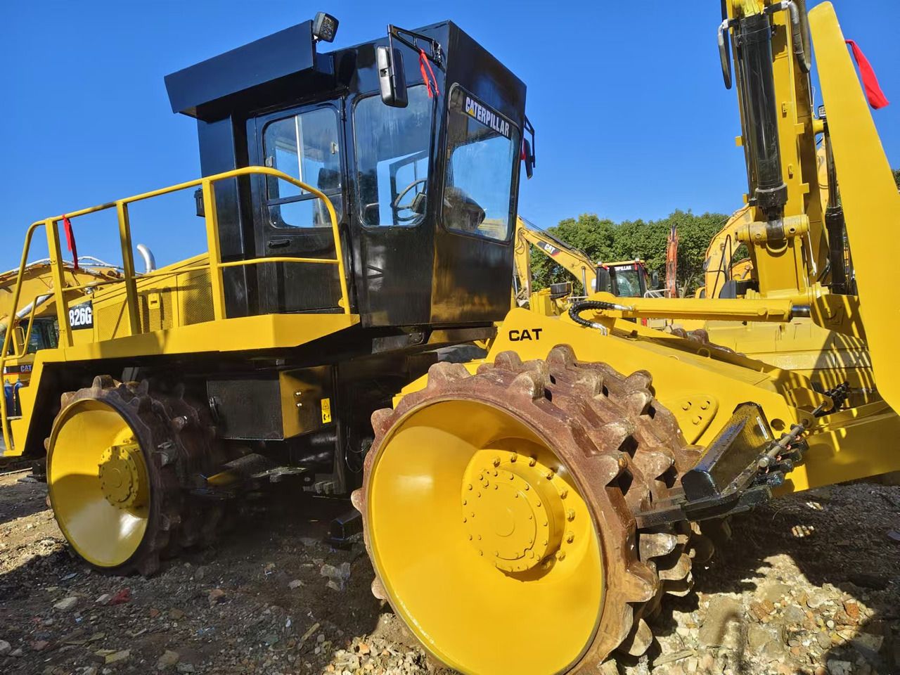 CATERPILLAR 826G - Compactador: foto 3 CATERPILLAR 826G - Compactador: foto 3