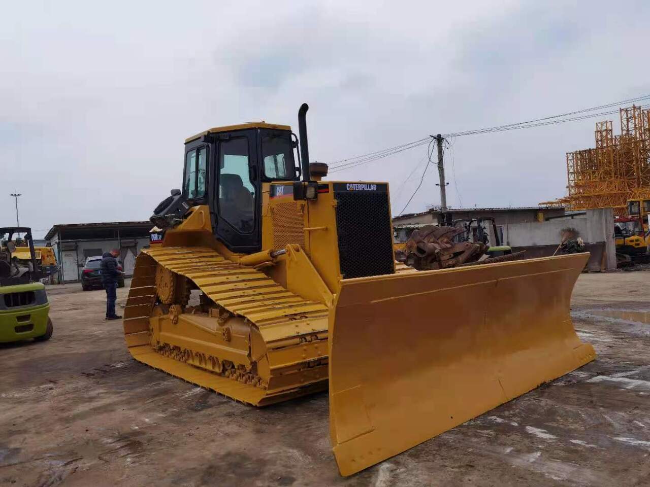 CATERPILLAR D6M - Bulldozer: foto 2 CATERPILLAR D6M - Bulldozer: foto 2