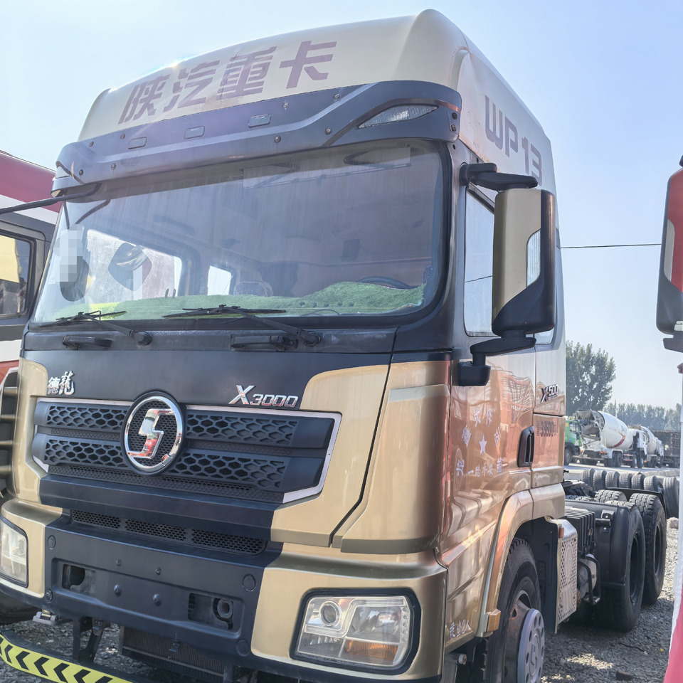 SHACMAN X3000 6x4 - Cabeza tractora: foto 2 SHACMAN X3000 6x4 - Cabeza tractora: foto 2