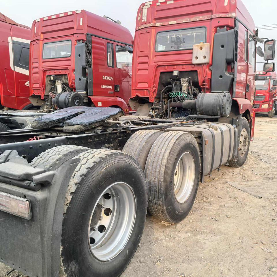 Shacman M3000 6x4 - Cabeza tractora: foto 3 Shacman M3000 6x4 - Cabeza tractora: foto 3