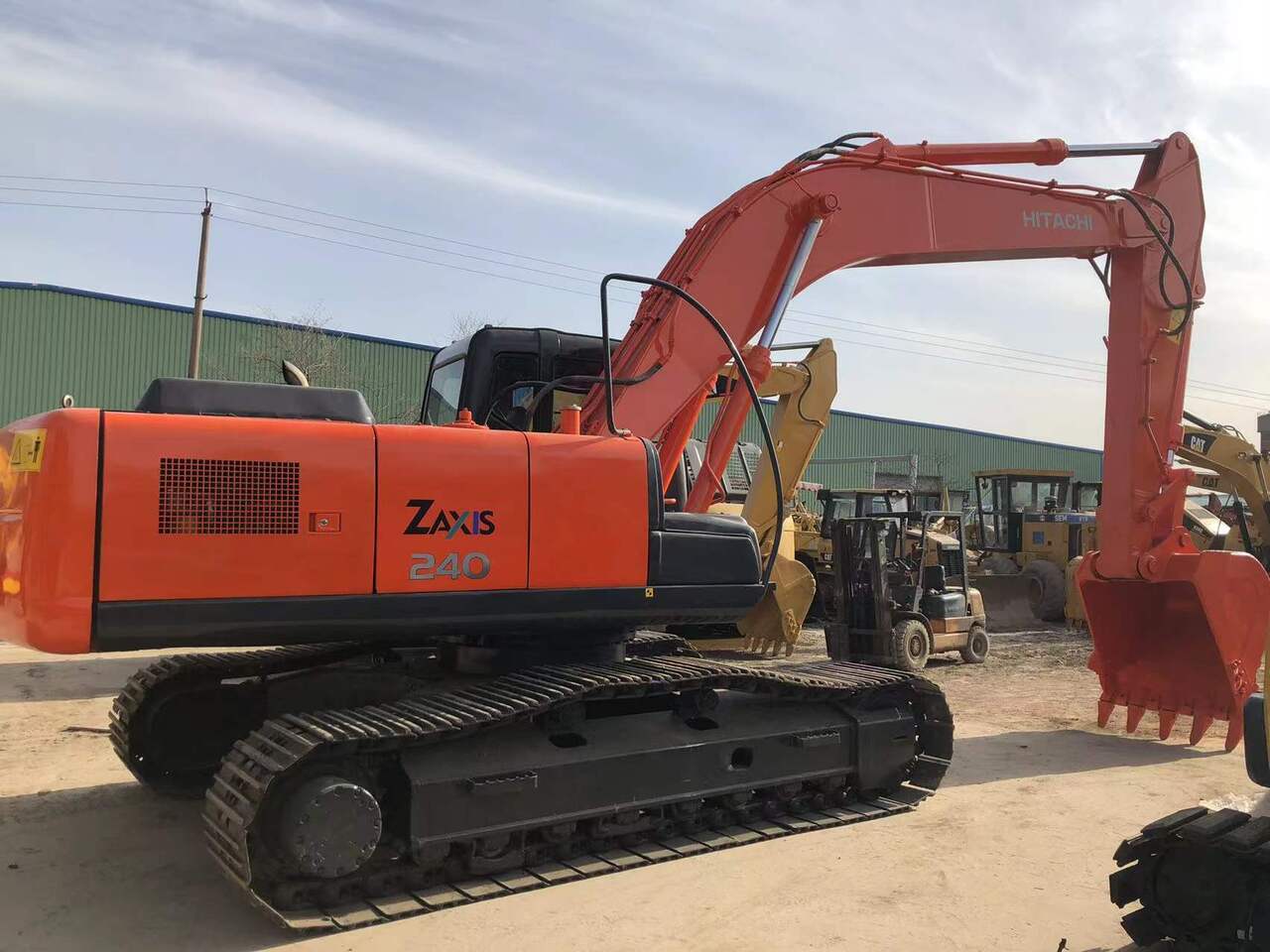 HITACHI ZX240 - Excavadora de cadenas: foto 2 HITACHI ZX240 - Excavadora de cadenas: foto 2