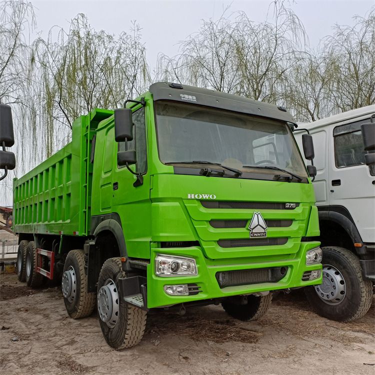 HOWO 8x4 375hp-HOWO dump truck - Volquete camión: foto 1 HOWO 8x4 375hp-HOWO dump truck - Volquete camión: foto 1