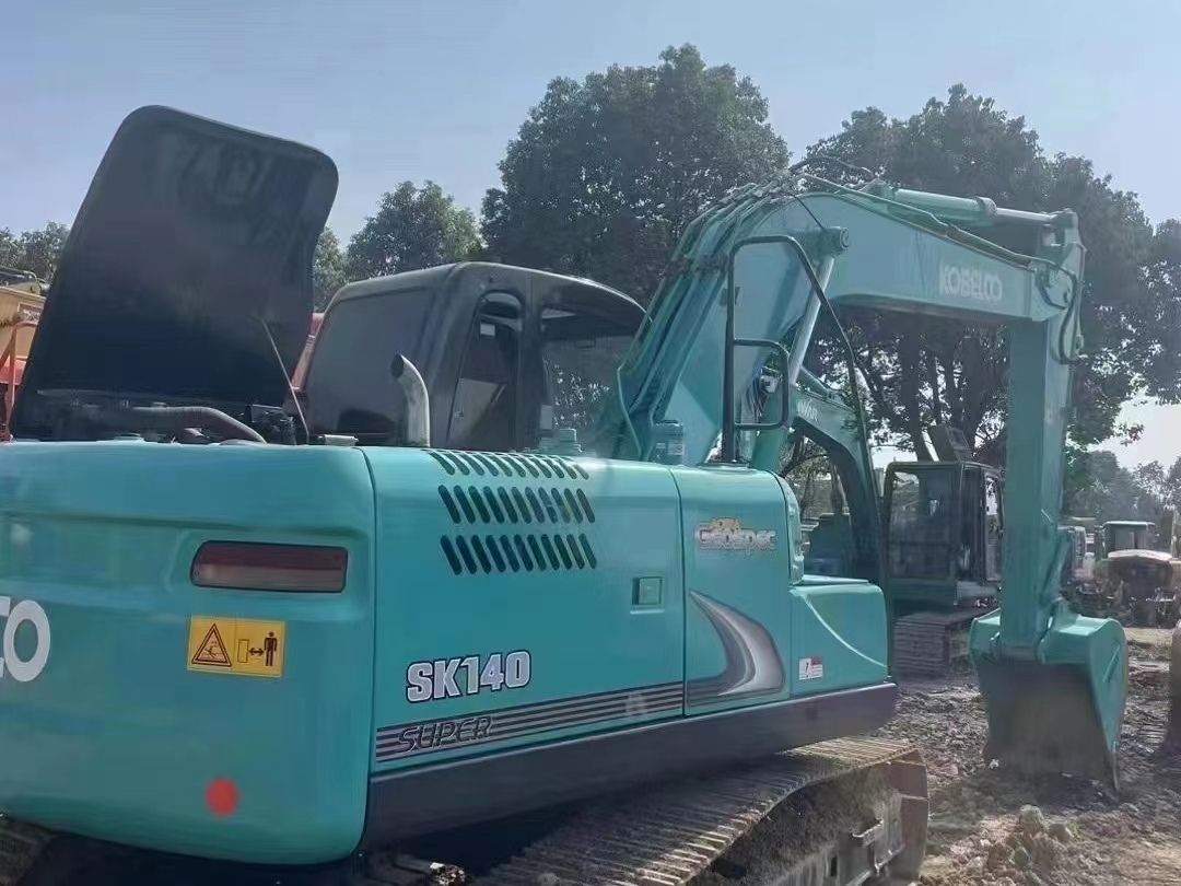 KOBELCO SK140 - Excavadora de cadenas: foto 1 KOBELCO SK140 - Excavadora de cadenas: foto 1