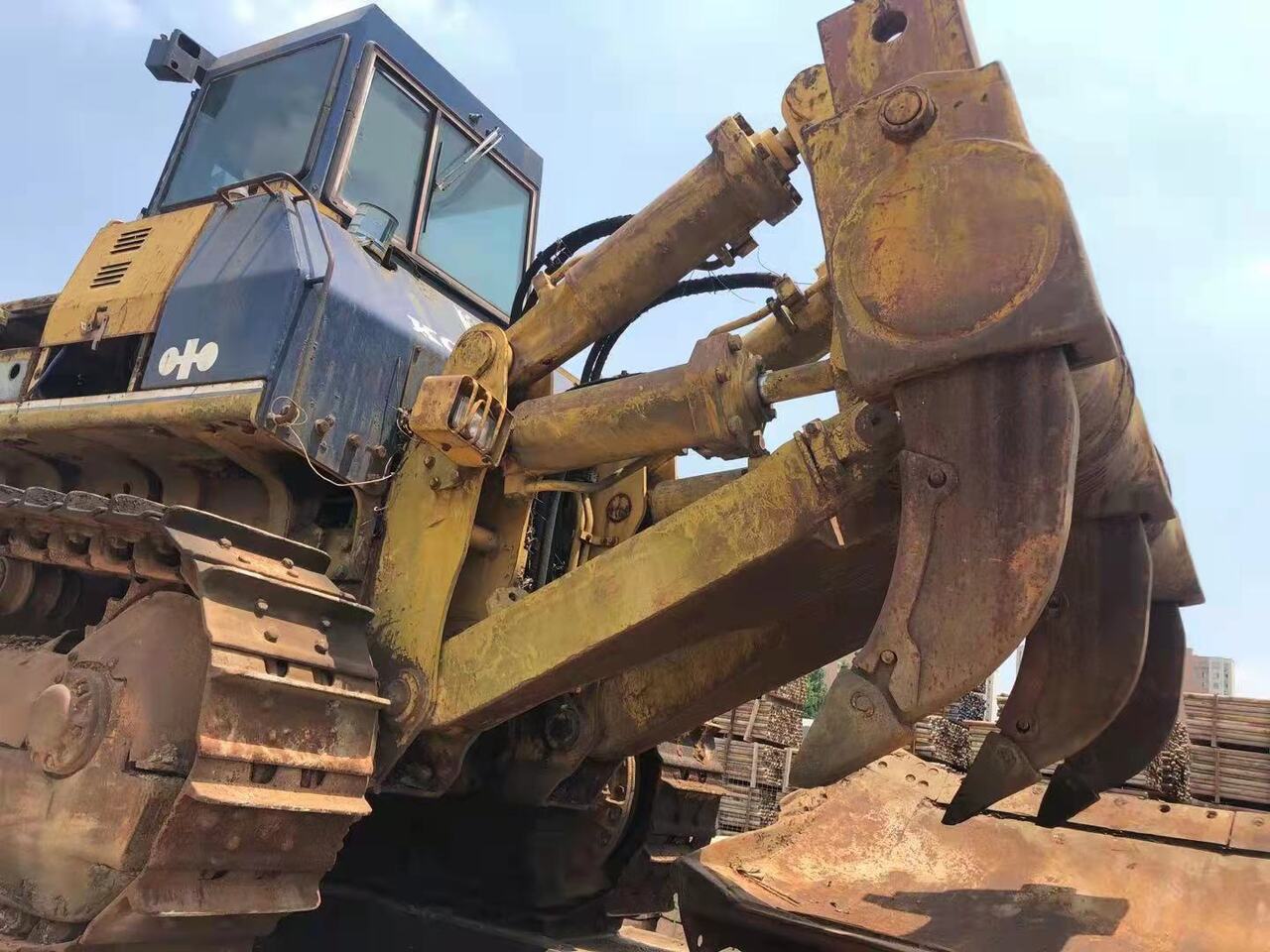 KOMATSU D155A-2 - Bulldozer: foto 2 KOMATSU D155A-2 - Bulldozer: foto 2