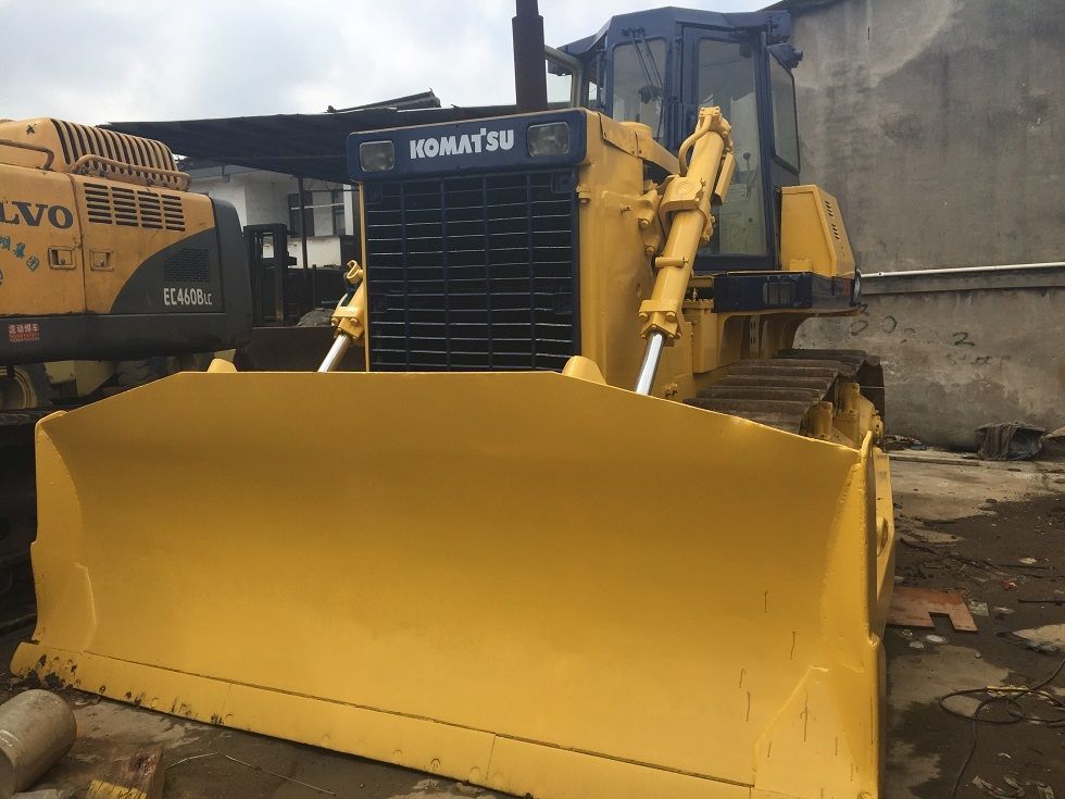 KOMATSU D85A - Bulldozer: foto 2 KOMATSU D85A - Bulldozer: foto 2