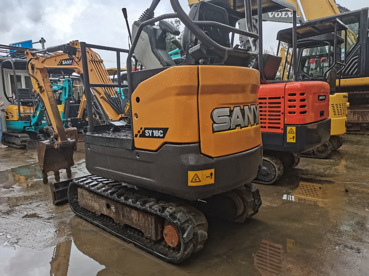 SANY SY16C -excavator - Excavadora de cadenas: foto 5 SANY SY16C -excavator - Excavadora de cadenas: foto 5