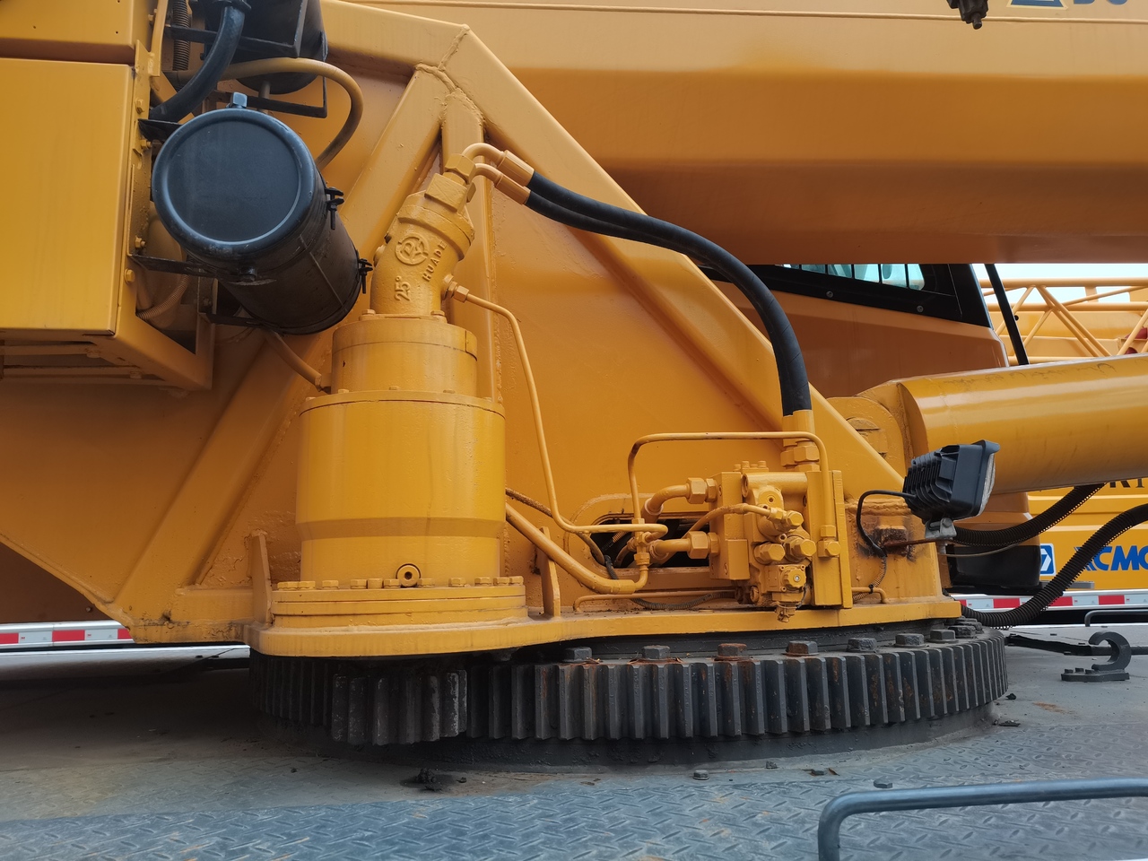 XCMG QY70K - Grúa: foto 5 XCMG QY70K - Grúa: foto 5