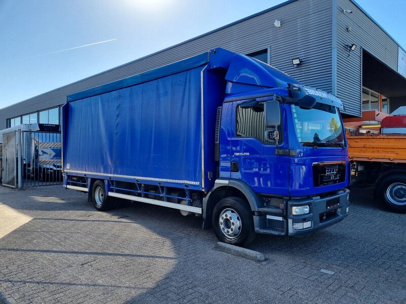 MAN TGM 15.250 Drankenwagen / Huifzeil / LBW 2000kg / Euro5 - Camión: foto 2 MAN TGM 15.250 Drankenwagen / Huifzeil / LBW 2000kg / Euro5 - Camión: foto 2
