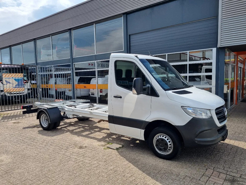 Mercedes-Benz Sprinter 516 CDI Chassis Cabine 4.33 WB GVW 3500 kg Euro 6 - Caja abierta furgoneta: foto 1 Mercedes-Benz Sprinter 516 CDI Chassis Cabine 4.33 WB GVW 3500 kg Euro 6 - Caja abierta furgoneta: foto 1