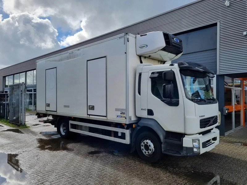 Volvo FL 12.220 Kuhlkoffer/ Carrier Supra 850 MULTITEMP -30+30/ LBW - Frigorífico camión: foto 1 Volvo FL 12.220 Kuhlkoffer/ Carrier Supra 850 MULTITEMP -30+30/ LBW - Frigorífico camión: foto 1