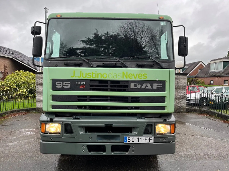 DAF 95.360 ATi NEW COLLECTORS CONDITION - Cabeza tractora: foto 2 DAF 95.360 ATi NEW COLLECTORS CONDITION - Cabeza tractora: foto 2