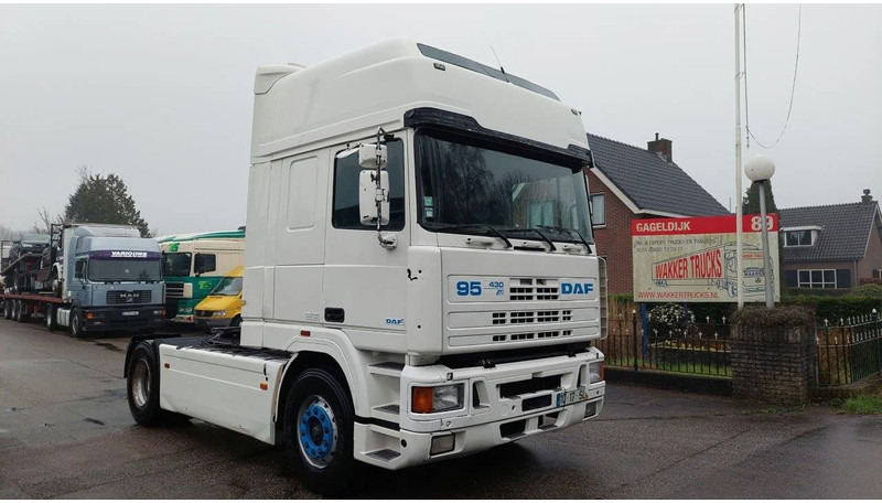 DAF 95.430 430 ATI SSC - Cabeza tractora: foto 2 DAF 95.430 430 ATI SSC - Cabeza tractora: foto 2