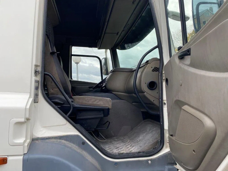 DAF CF 85.410 85CF 410 AUTOMATIC - Cabeza tractora: foto 5 DAF CF 85.410 85CF 410 AUTOMATIC - Cabeza tractora: foto 5