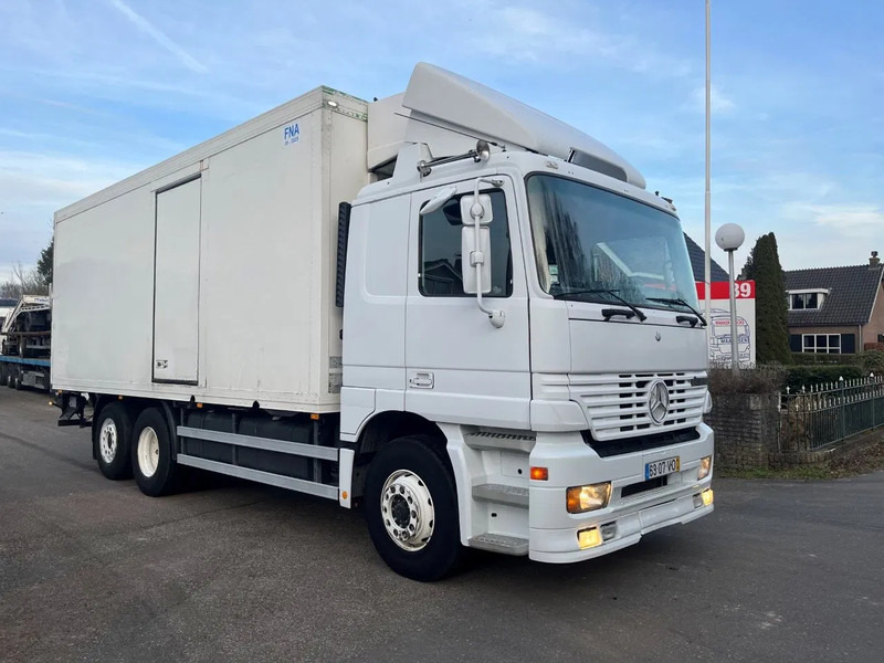 Mercedes-Benz Actros 2543 EPS 3 PEDAL CARRIER SUPRA 722 FRIGO COOLER NEW CONDITION - Frigorífico camión: foto 4 Mercedes-Benz Actros 2543 EPS 3 PEDAL CARRIER SUPRA 722 FRIGO COOLER NEW CONDITION - Frigorífico camión: foto 4