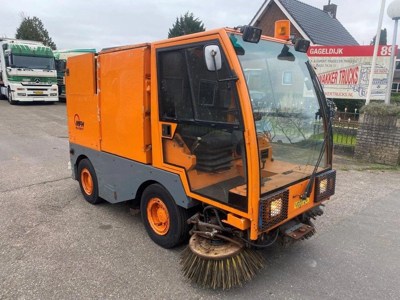 Nilfisk MFH2200 SWEEPER MFH 2200 CLEANER - Barredora industrial: foto 3 Nilfisk MFH2200 SWEEPER MFH 2200 CLEANER - Barredora industrial: foto 3