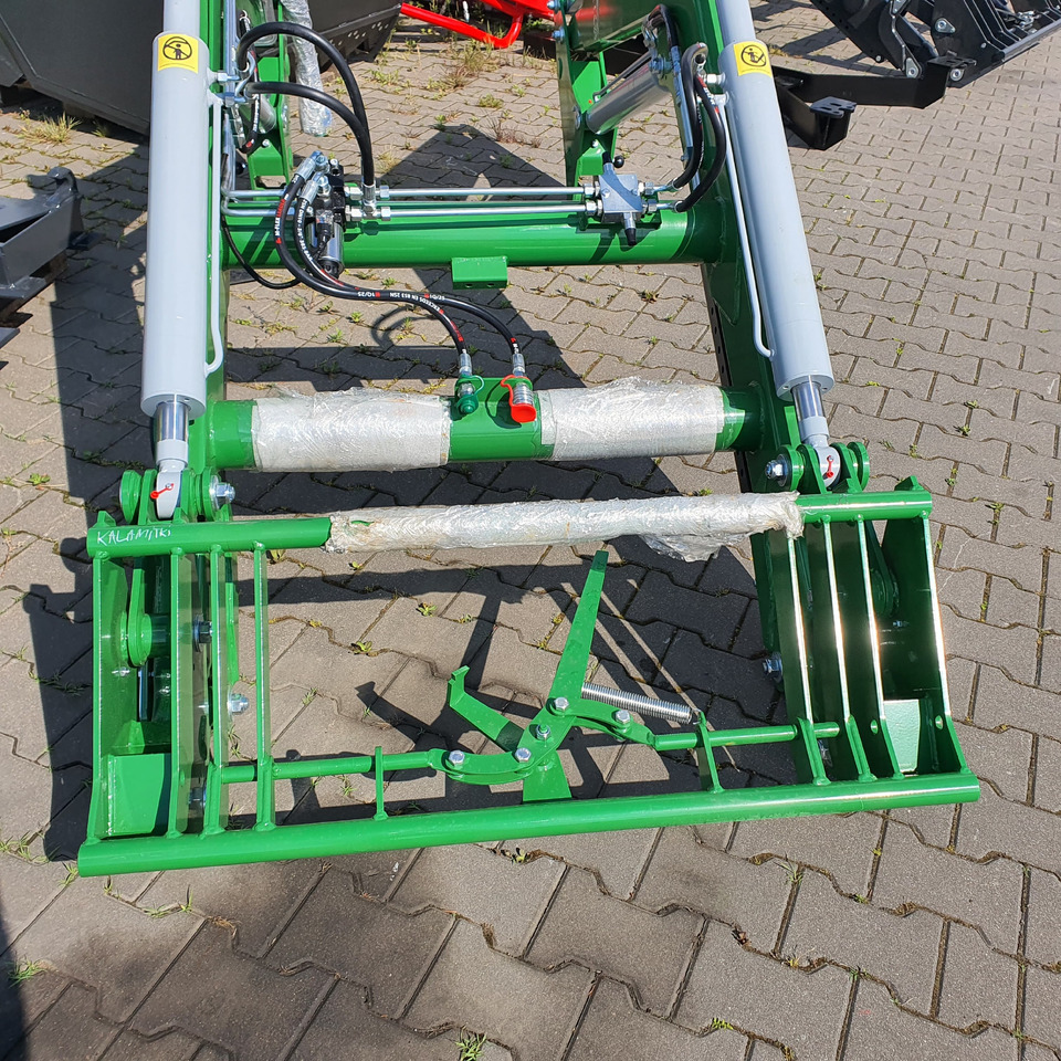 METAL-TECHNIK Tytan MT-03 John Deere - Cargador frontal para tractor para Tractor: foto 4 METAL-TECHNIK Tytan MT-03 John Deere - Cargador frontal para tractor para Tractor: foto 4