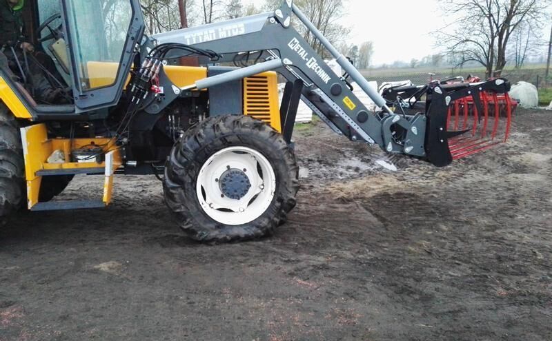 Metal-Technik für RENAULT 113.14 / Ładowacz czołowy do RENAULT 113. - Cargador frontal para tractor: foto 1 Metal-Technik für RENAULT 113.14 / Ładowacz czołowy do RENAULT 113. - Cargador frontal para tractor: foto 1