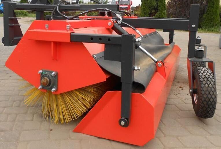 Barredora cucharón para Vehículo municipal nuevo Metal-technik Sweeper/ Zamiatarka 2,4*M: foto 6 Barredora cucharón para Vehículo municipal nuevo Metal-technik Sweeper/ Zamiatarka 2,4*M: foto 6