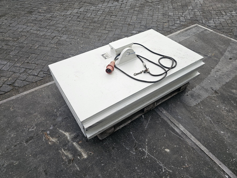 Schrootmagneet kw supply magnet fuchs sennebogen liebherr - Implemento para Maquinaria de construcción: foto 3 Schrootmagneet kw supply magnet fuchs sennebogen liebherr - Implemento para Maquinaria de construcción: foto 3