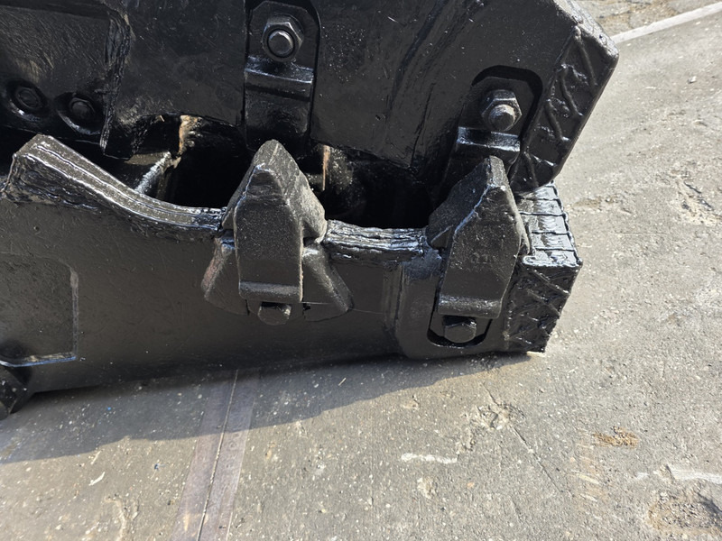Verachtert vt30 mp15 b jaw crusher jaw verachtert vt caterpillar mp15 - Cizalla de demolición: foto 4 Verachtert vt30 mp15 b jaw crusher jaw verachtert vt caterpillar mp15 - Cizalla de demolición: foto 4