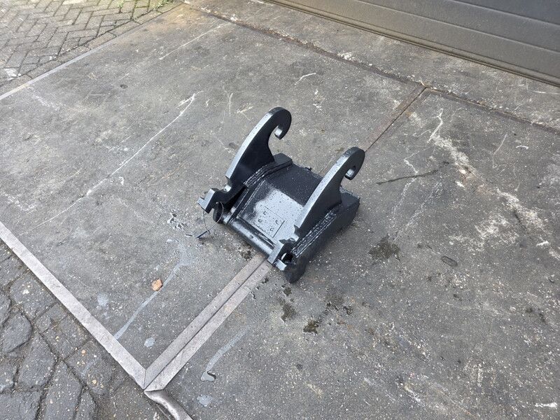 Omkeer verloop cw 10 omkeer verloop cw 10 midigraver takeuchi - Acoplamiento rápido para Maquinaria de construcción: foto 2 Omkeer verloop cw 10 omkeer verloop cw 10 midigraver takeuchi - Acoplamiento rápido para Maquinaria de construcción: foto 2
