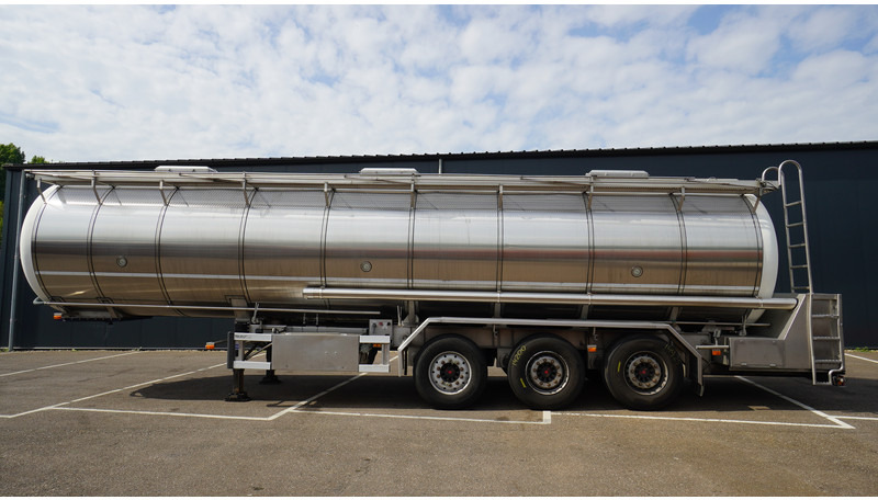 Burg 3 AXLE FOOD TRAILER 38.200LTR - Cisterna semirremolque: foto 1 Burg 3 AXLE FOOD TRAILER 38.200LTR - Cisterna semirremolque: foto 1