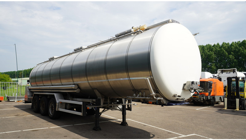 Burg 3 AXLE FOOD TRAILER 38.200LTR - Cisterna semirremolque: foto 3 Burg 3 AXLE FOOD TRAILER 38.200LTR - Cisterna semirremolque: foto 3