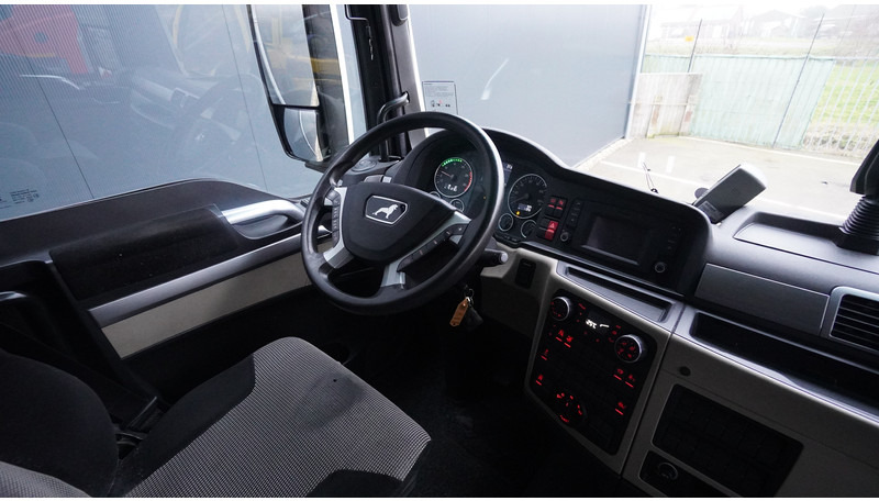 MAN TGX 18.500 XXL MEGA 752.000KM - Cabeza tractora: foto 5 MAN TGX 18.500 XXL MEGA 752.000KM - Cabeza tractora: foto 5