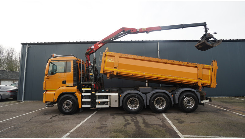 MAN TGS 35.440 8X4 2 SIDE TIPPER WITH HMF Z 1943 CRANE 415.000KM - Camión grúa: foto 1 MAN TGS 35.440 8X4 2 SIDE TIPPER WITH HMF Z 1943 CRANE 415.000KM - Camión grúa: foto 1