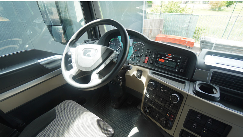 MAN TGS 49.460 10X8 TIPPER 309.000KM - Volquete camión: foto 5 MAN TGS 49.460 10X8 TIPPER 309.000KM - Volquete camión: foto 5