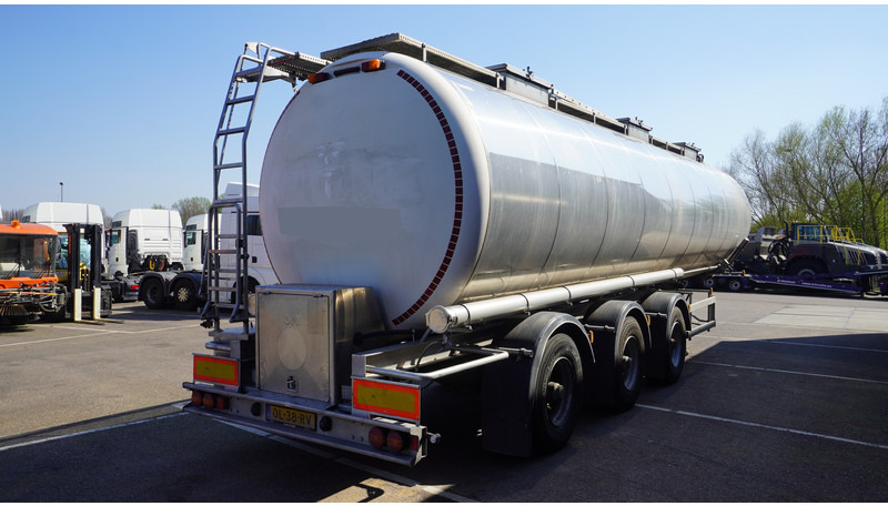 Magyar 3 AXLE FOOD TANK TRAILER 41.410LTR - Cisterna semirremolque: foto 5 Magyar 3 AXLE FOOD TANK TRAILER 41.410LTR - Cisterna semirremolque: foto 5