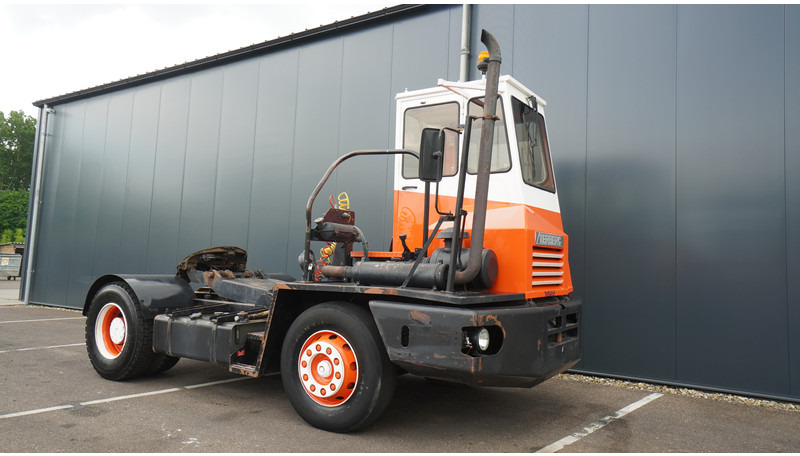 Terberg YT SL 1020 - Maquinaria de construcción: foto 4 Terberg YT SL 1020 - Maquinaria de construcción: foto 4