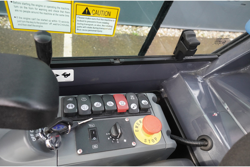 Maquinaria de construcción XCMG XE20E MINI CRAWLER DIGGER WITH BUCKETS: foto 9
