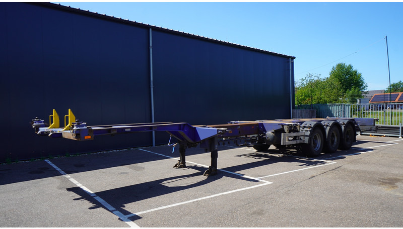 Pacton 3 AXLE MULTI CONTAINER TRANSPORT TRAILER EXTENDABLE 45 FT - Portacontenedore/ Intercambiable semirremolque: foto 2 Pacton 3 AXLE MULTI CONTAINER TRANSPORT TRAILER EXTENDABLE 45 FT - Portacontenedore/ Intercambiable semirremolque: foto 2