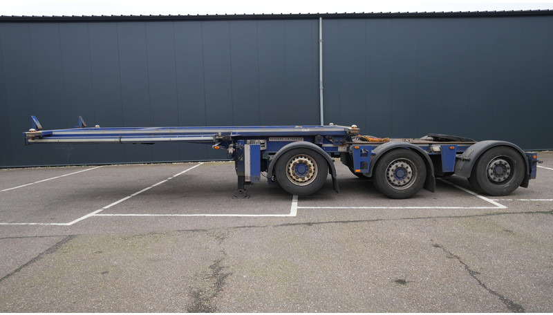 Renders ROC18.27 3 axle LZV container transport trailer - Portacontenedore/ Intercambiable semirremolque: foto 1 Renders ROC18.27 3 axle LZV container transport trailer - Portacontenedore/ Intercambiable semirremolque: foto 1