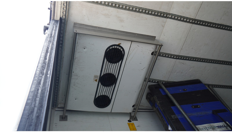Schmitz Cargobull 3 AXLE FRIGO TRAILER WITH THERMO KING SLX I BI-TEMP - Frigorífico semirremolque: foto 5 Schmitz Cargobull 3 AXLE FRIGO TRAILER WITH THERMO KING SLX I BI-TEMP - Frigorífico semirremolque: foto 5