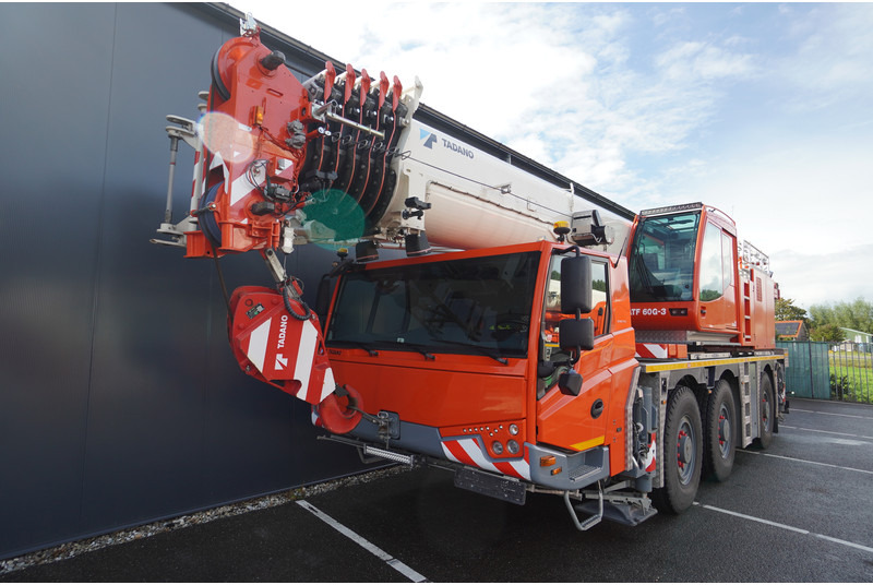 Tadano-Faun ATF60G-3 6X6X6 WITH JIB - Camión grúa: foto 2 Tadano-Faun ATF60G-3 6X6X6 WITH JIB - Camión grúa: foto 2