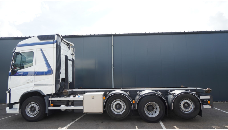 Volvo FH 460 8X2 20 FT CONTAINER TRANSPORT TRUCK - Portacontenedore/ Intercambiable camión: foto 1 Volvo FH 460 8X2 20 FT CONTAINER TRANSPORT TRUCK - Portacontenedore/ Intercambiable camión: foto 1