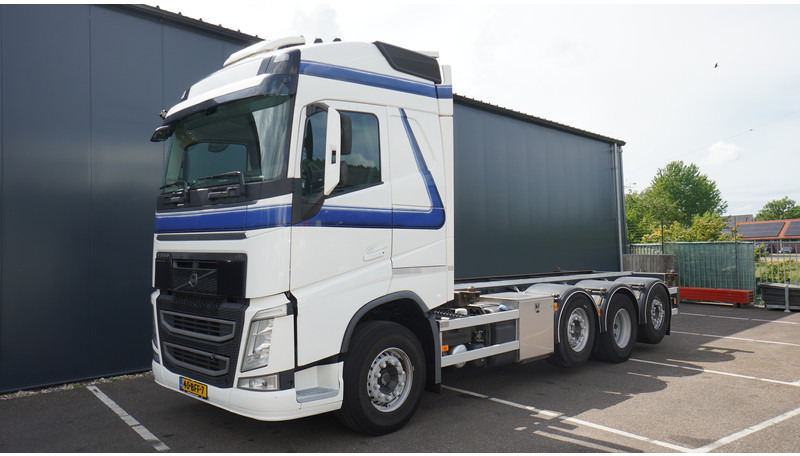 Volvo FH 460 8X2 20 FT CONTAINER TRANSPORT TRUCK - Portacontenedore/ Intercambiable camión: foto 3 Volvo FH 460 8X2 20 FT CONTAINER TRANSPORT TRUCK - Portacontenedore/ Intercambiable camión: foto 3