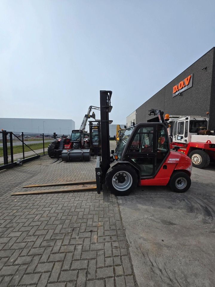 Manitou MSI30 - Carretilla elevadora diésel: foto 3 Manitou MSI30 - Carretilla elevadora diésel: foto 3