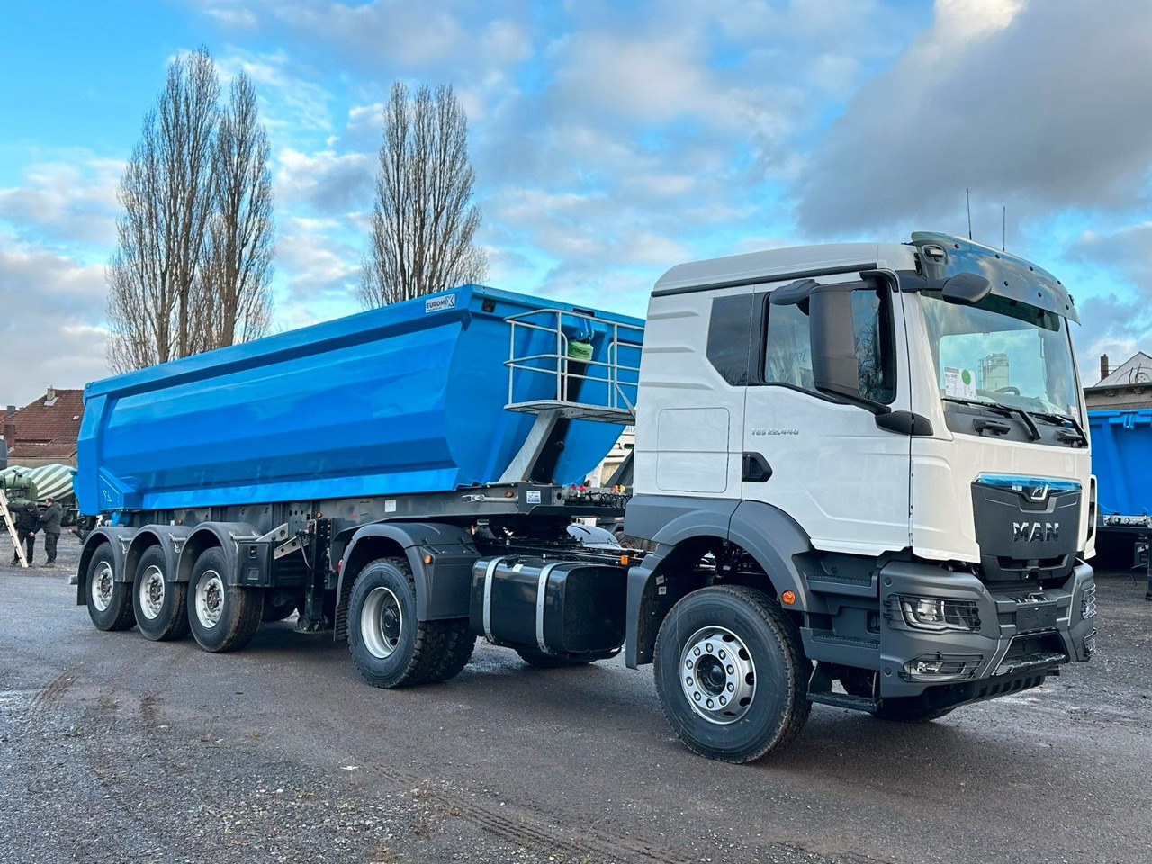 MAN TGS 22.440 4x2 Euro 2 EuromixMTP Kipper 27m³ MAN TGS 22.440 4x2 Euro 2 EuromixMTP Kipper 27m³ - Cabeza tractora: foto 1 MAN TGS 22.440 4x2 Euro 2 EuromixMTP Kipper 27m³ MAN TGS 22.440 4x2 Euro 2 EuromixMTP Kipper 27m³ - Cabeza tractora: foto 1