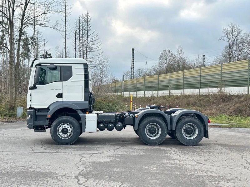 MAN TGS 33.440 MAN TGS 33.440 BBS 6X4 EUROMIX MTP Kipper- - Cabeza tractora: foto 2 MAN TGS 33.440 MAN TGS 33.440 BBS 6X4 EUROMIX MTP Kipper- - Cabeza tractora: foto 2