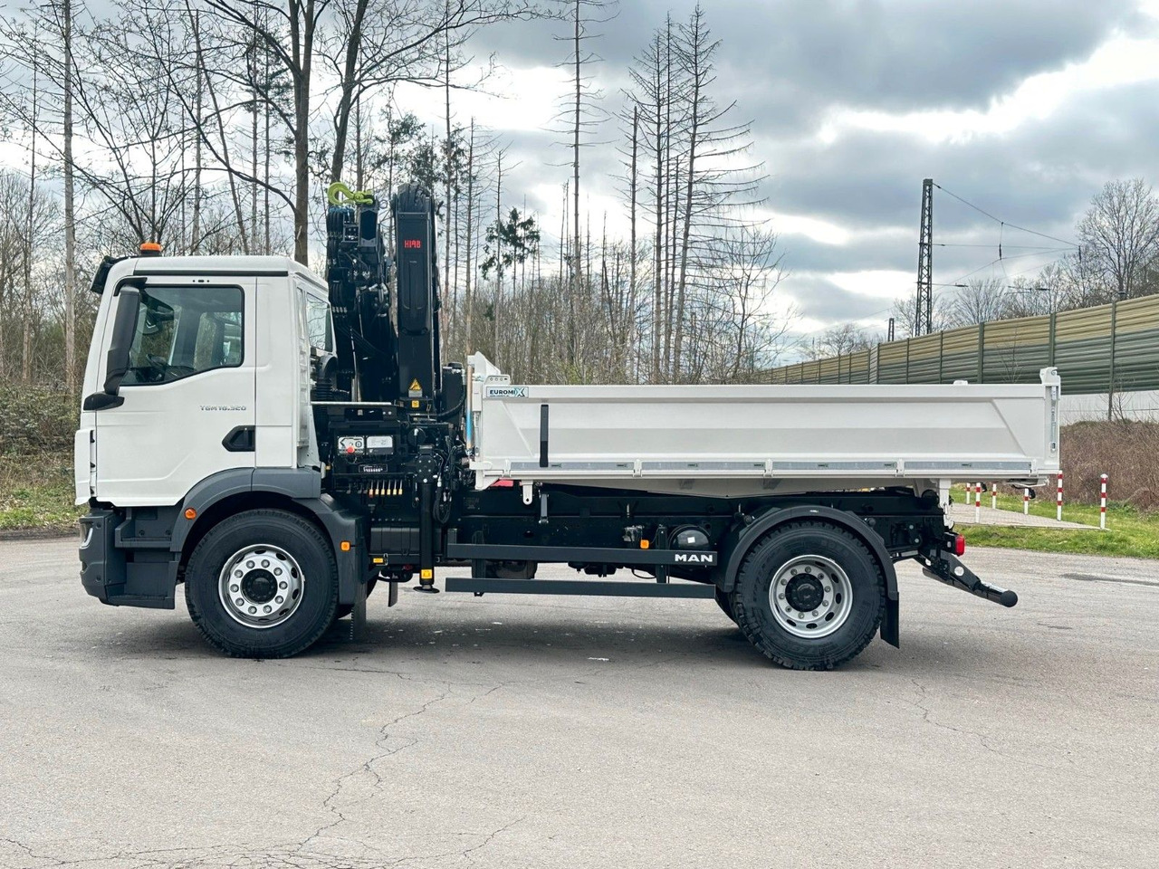 MAN TGM 18.320 4x2 Euro6e Hiab X-HiDuo 138DS-3 - Volquete camión, Camión grúa: foto 5 MAN TGM 18.320 4x2 Euro6e Hiab X-HiDuo 138DS-3 - Volquete camión, Camión grúa: foto 5