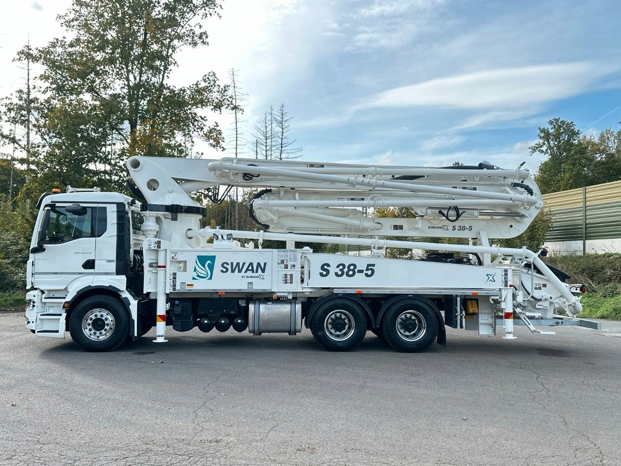 Leasing financiero de  MAN TGS 26.510 6x4 SWAN TSP 38-5 160RZ    ( 38m ) leasing MAN TGS 26.510 6x4 SWAN TSP 38-5 160RZ    ( 38m ): foto 9