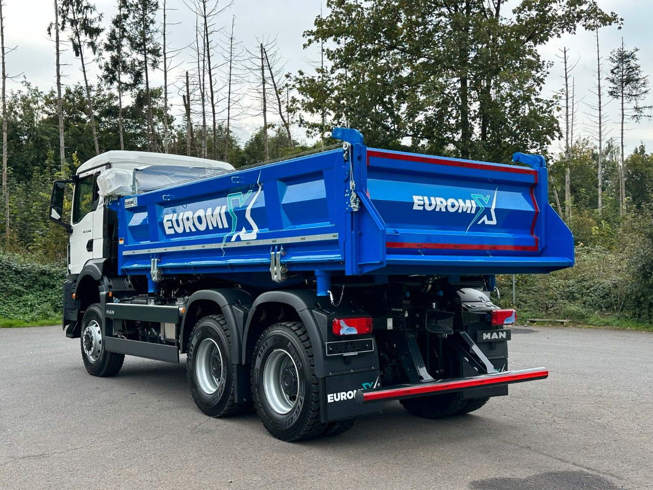 MAN TGS 33.440 6x6 /Euro6 3-Seiten-Kipper EuromixMTP - Volquete camión: foto 4 MAN TGS 33.440 6x6 /Euro6 3-Seiten-Kipper EuromixMTP - Volquete camión: foto 4