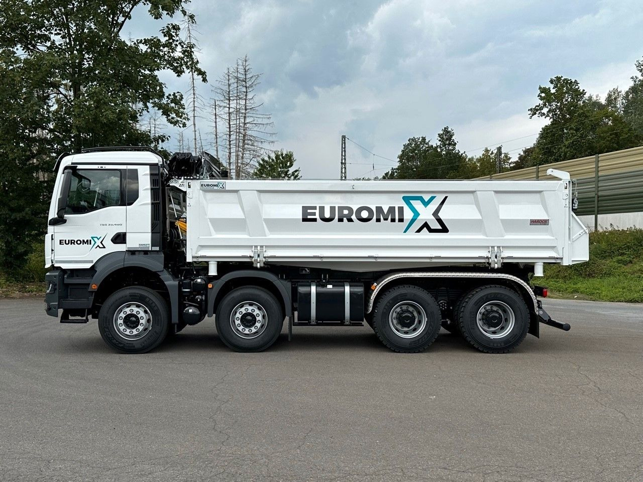 MAN TGS 35.480 8x4 EuromixMTP 3-Seiten-Kipper - Volquete camión: foto 4 MAN TGS 35.480 8x4 EuromixMTP 3-Seiten-Kipper - Volquete camión: foto 4