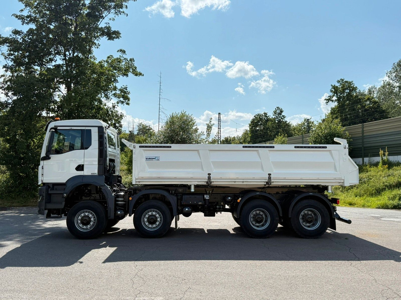 MAN TGS 35.480 8x6 EuromixMTP 3-Seiten-Kipper - Volquete camión: foto 3 MAN TGS 35.480 8x6 EuromixMTP 3-Seiten-Kipper - Volquete camión: foto 3