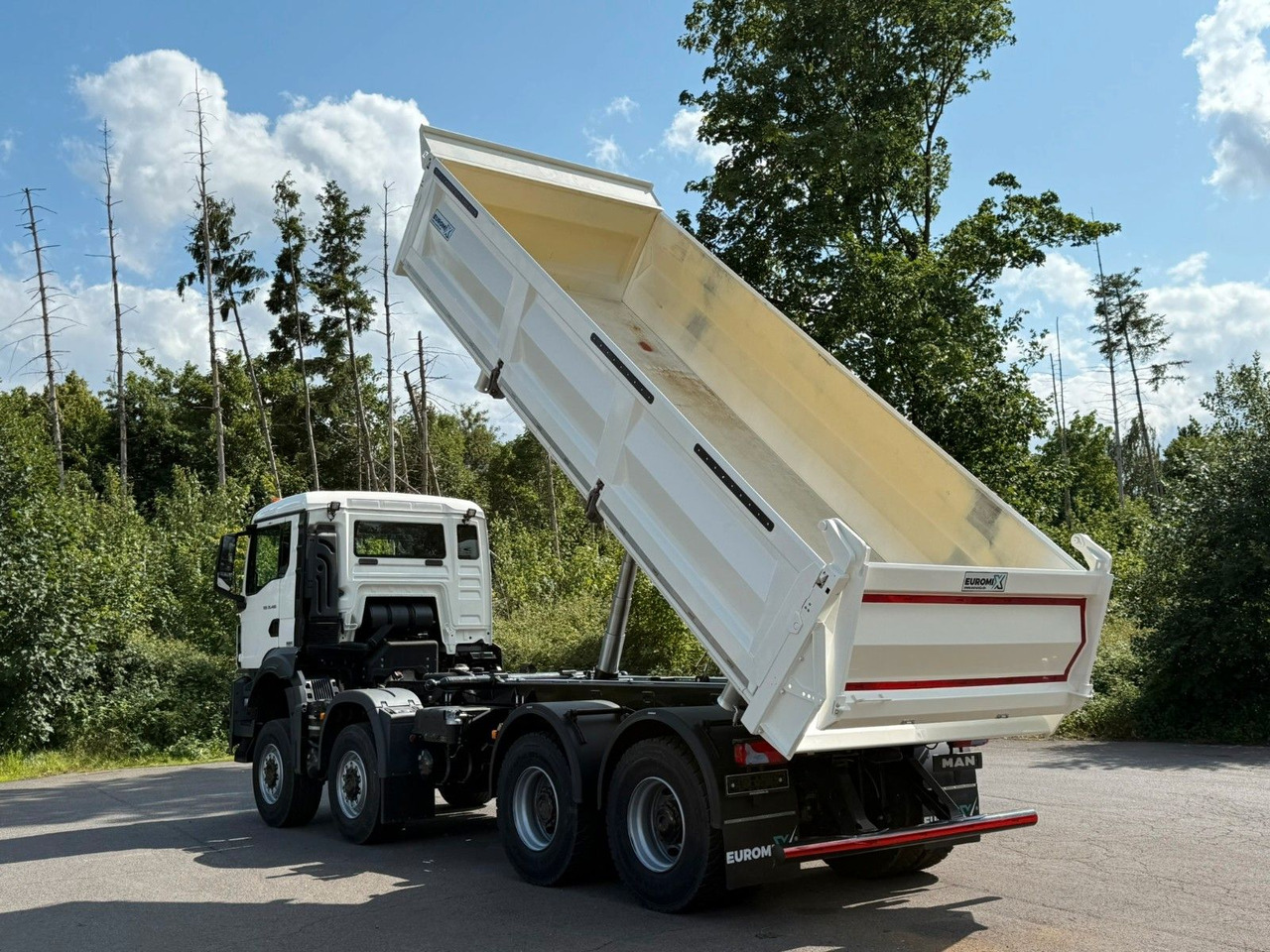 MAN TGS 35.480 8x8 EuromixMTP 3-Seiten-Kipper - Volquete camión: foto 4 MAN TGS 35.480 8x8 EuromixMTP 3-Seiten-Kipper - Volquete camión: foto 4