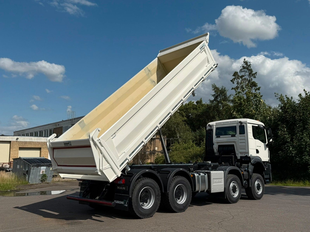 MAN TGS 35.480 8x8 EuromixMTP 3-Seiten-Kipper - Volquete camión: foto 5 MAN TGS 35.480 8x8 EuromixMTP 3-Seiten-Kipper - Volquete camión: foto 5