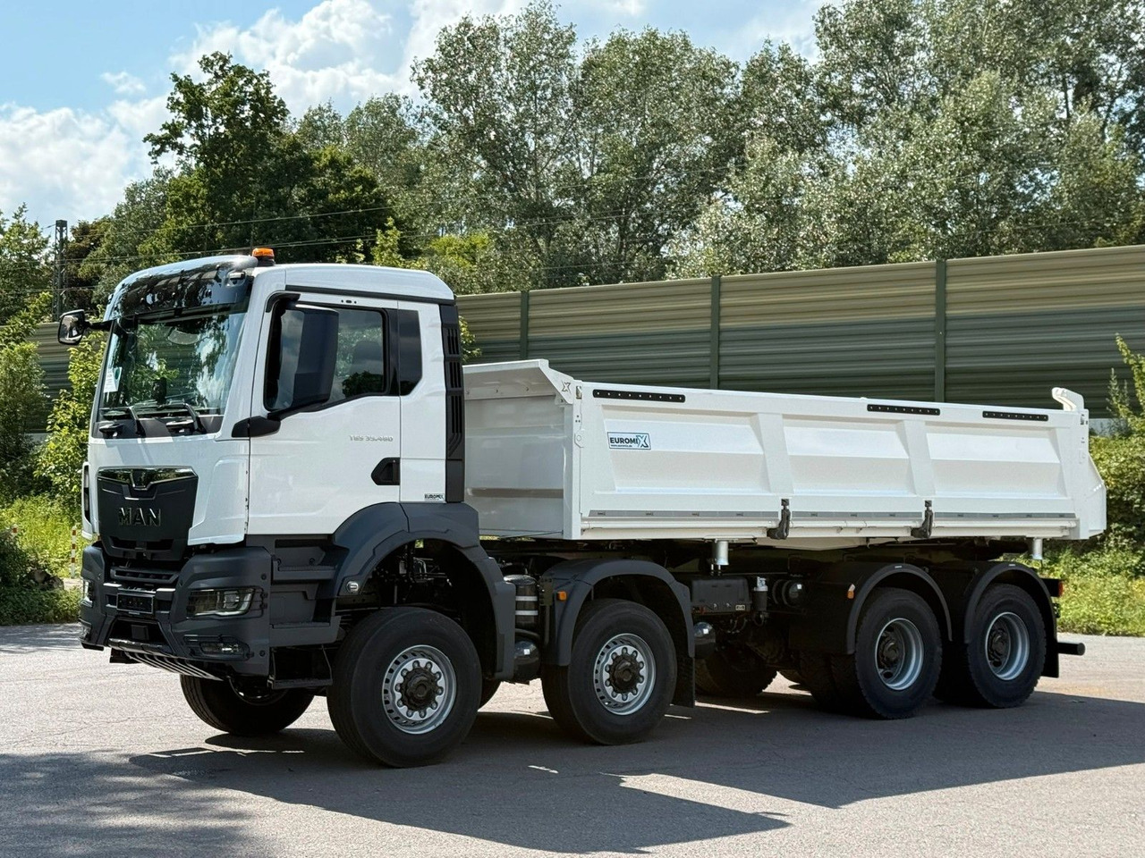 MAN TGS 35.480 8x8 EuromixMTP 3-Seiten-Kipper - Volquete camión: foto 3 MAN TGS 35.480 8x8 EuromixMTP 3-Seiten-Kipper - Volquete camión: foto 3